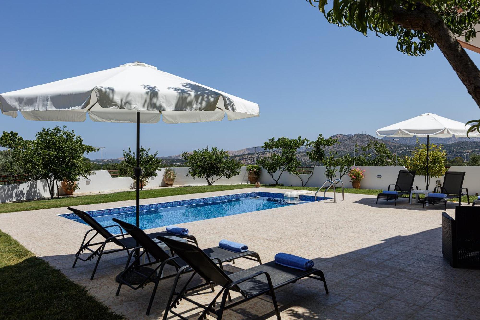 Villa Marina Perama  Esterno foto