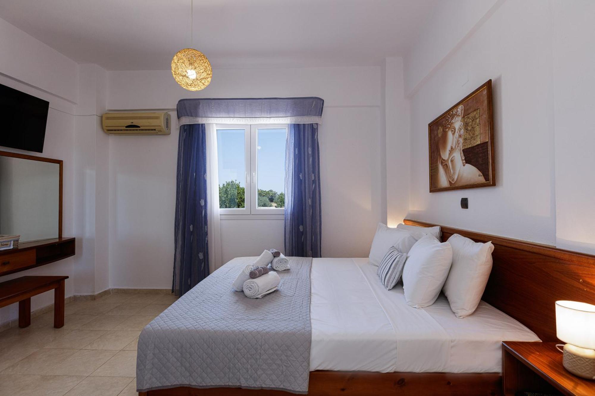 Villa Marina Perama  Esterno foto